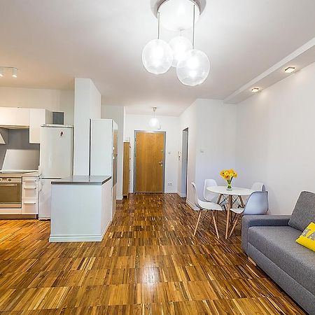 ורשה Apartment Powisle With Garage מראה חיצוני תמונה