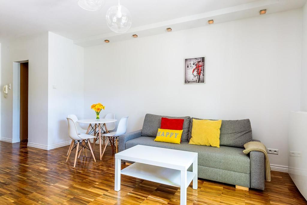 ורשה Apartment Powisle With Garage מראה חיצוני תמונה
